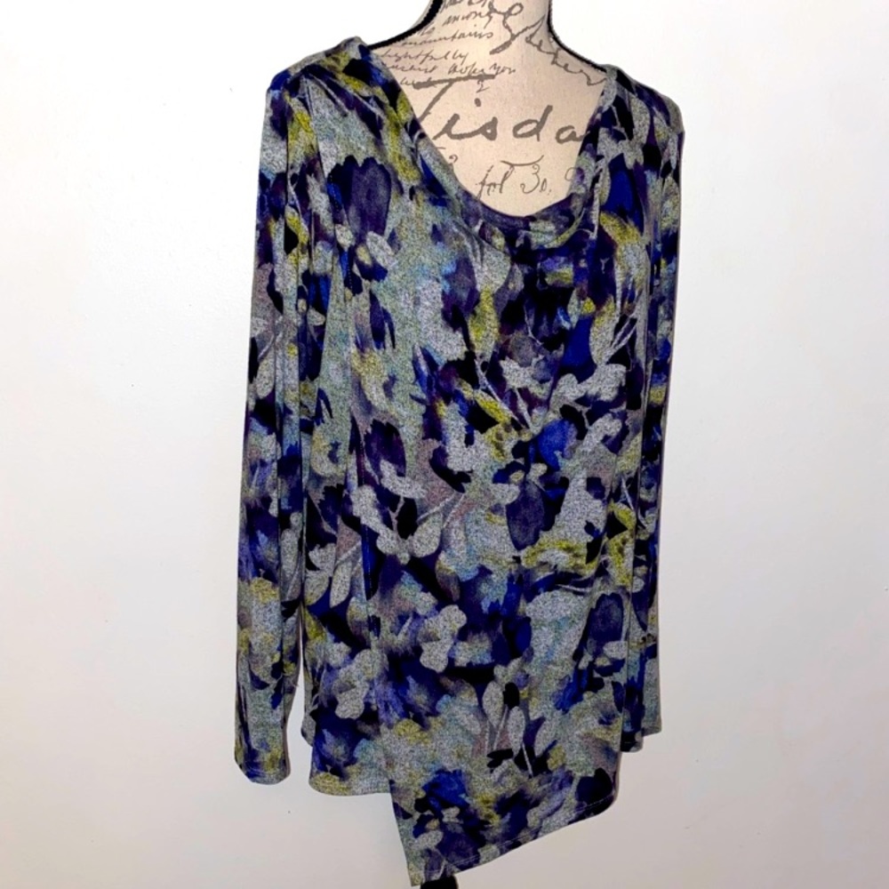 💜♦️NWT Simply Vera Vera Wang Cozy Cowl Top💜